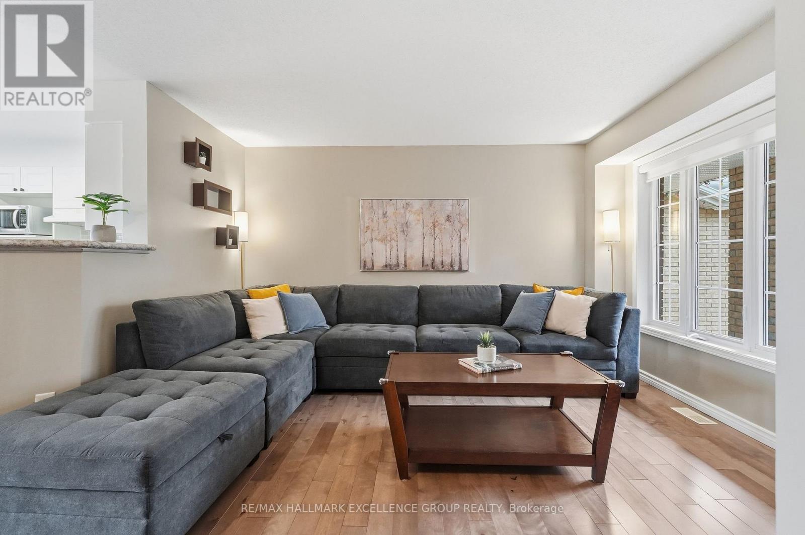 54 Carwood Circle, Ottawa, Ontario  K1K 4V4 - Photo 8 - X13902704