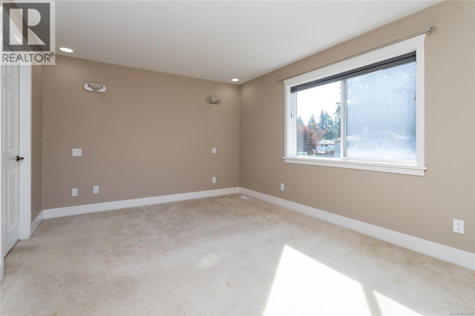 590 Ridley Dr