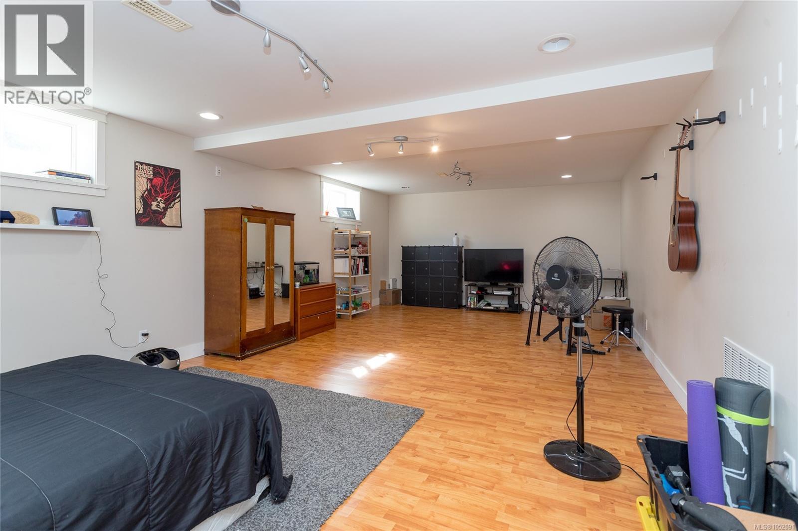 590 Ridley Dr