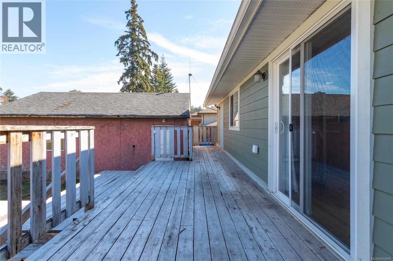 590 Ridley Dr