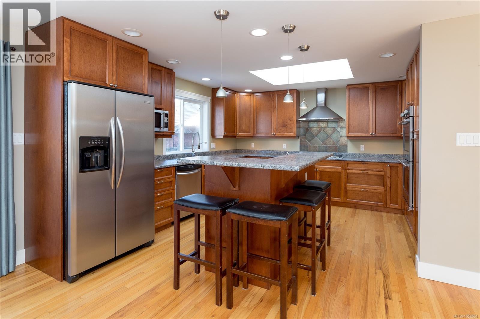 590 Ridley Dr