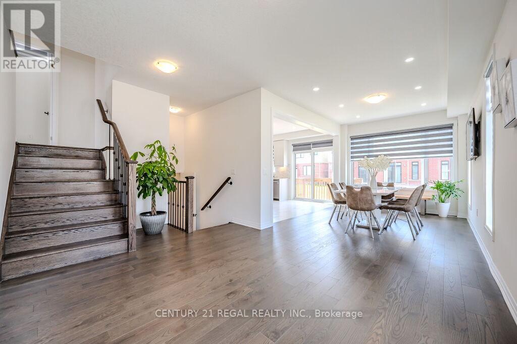 30 Rustic Oak Trail, North Dumfries, Ontario  N0B 1E0 - Photo 8 - X13903586
