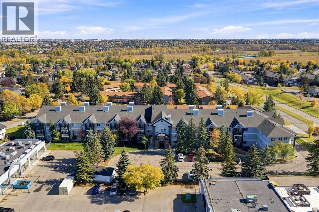 220, 2022 Canyon Meadows Drive Se, Calgary, Alberta  T2J 7H1 - Photo 2 - A2349314