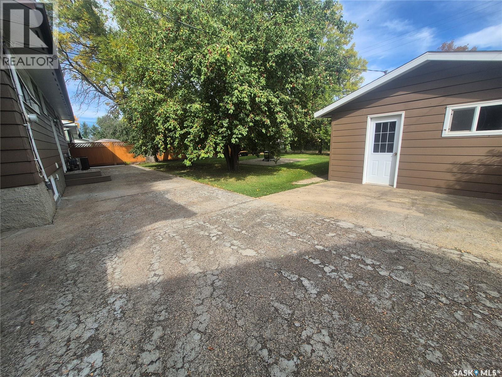 209 Baldwin Street, Ogema, Saskatchewan  S0C 1Y0 - Photo 41 - SK050917