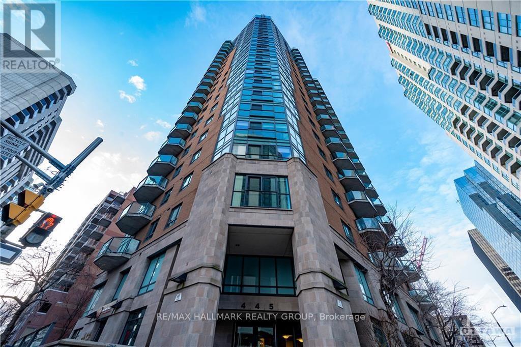1405 - 445 Laurier Avenue W, Ottawa, Ontario