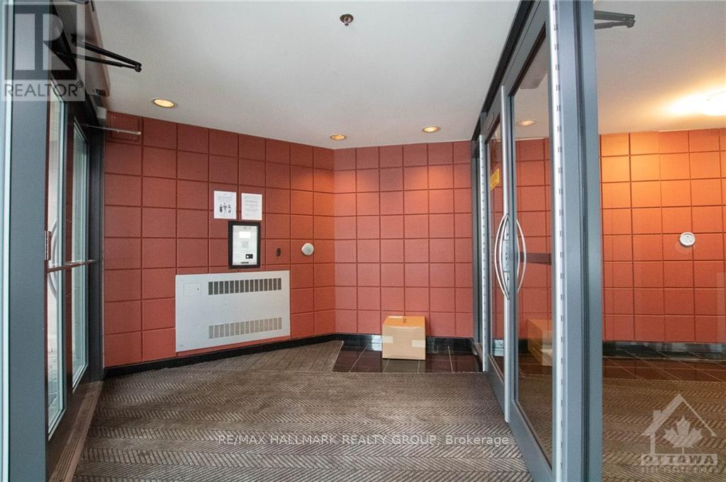 1405 - 445 Laurier Avenue W, Ottawa, Ontario K1R 0A2 - Photo 3 - X13908018