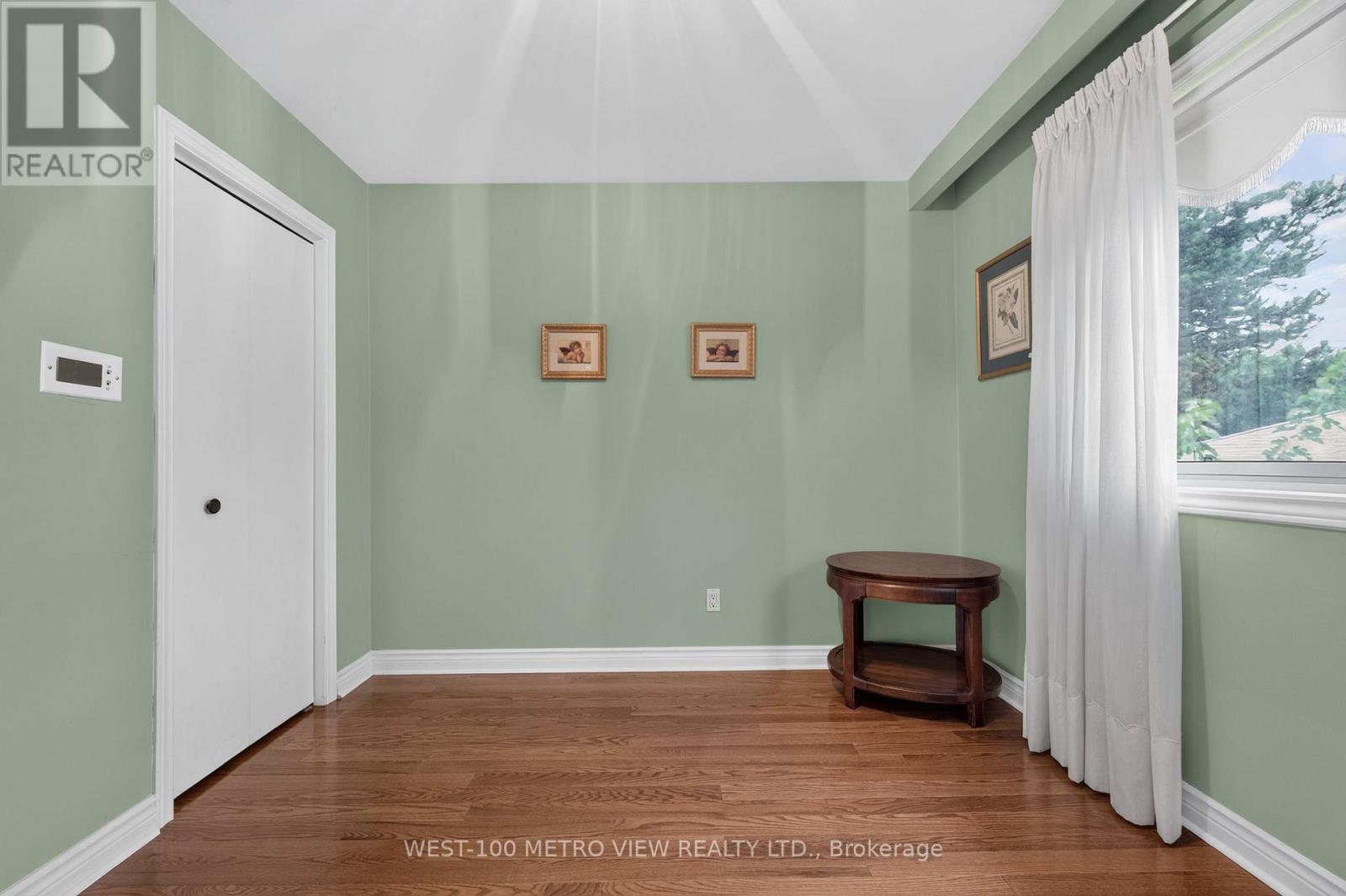 3411 Pinesmoke Crescent, Mississauga, Ontario  L4Y 3L4 - Photo 24 - W13910256