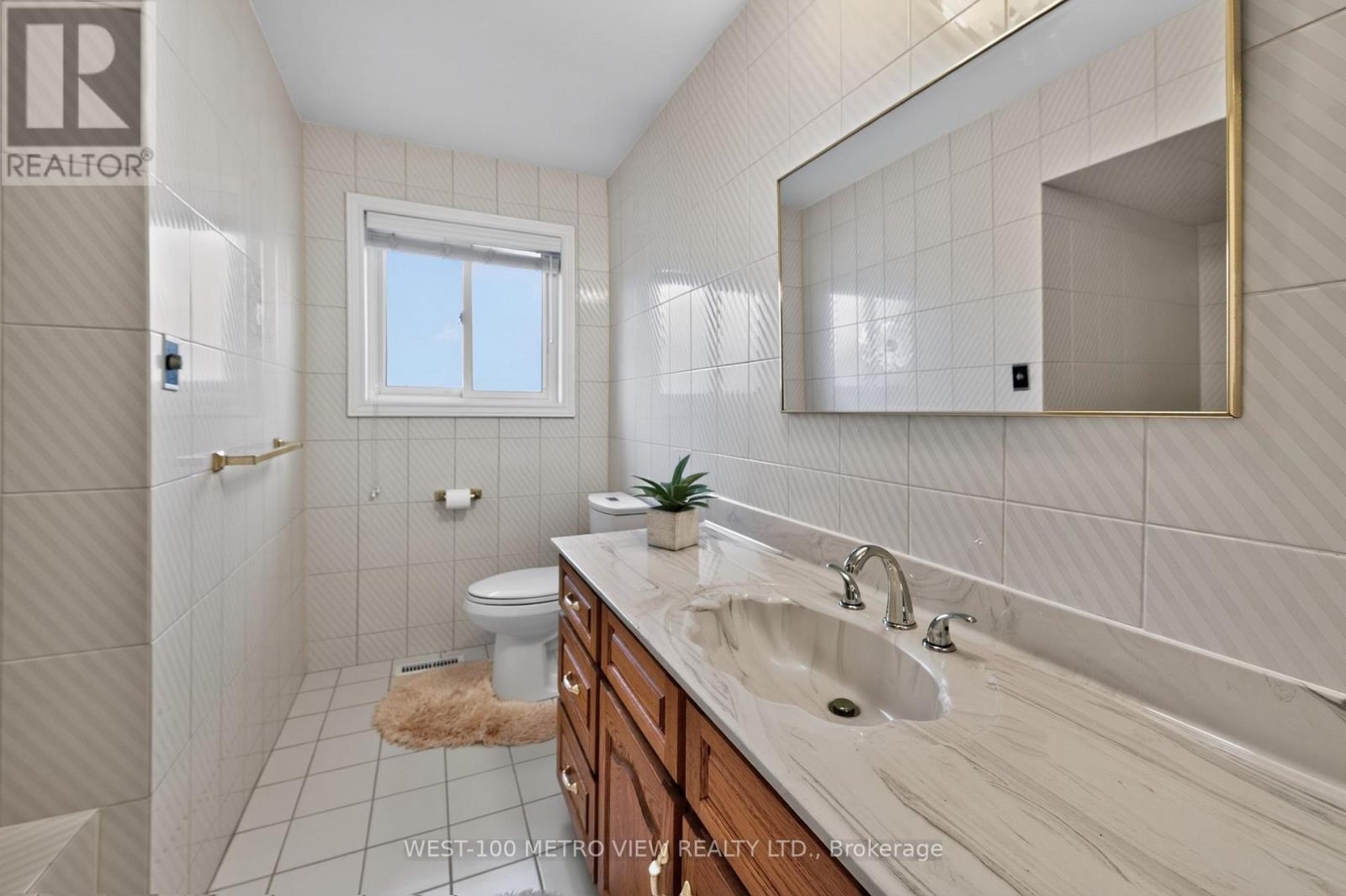 3411 Pinesmoke Crescent, Mississauga, Ontario  L4Y 3L4 - Photo 31 - W13910256