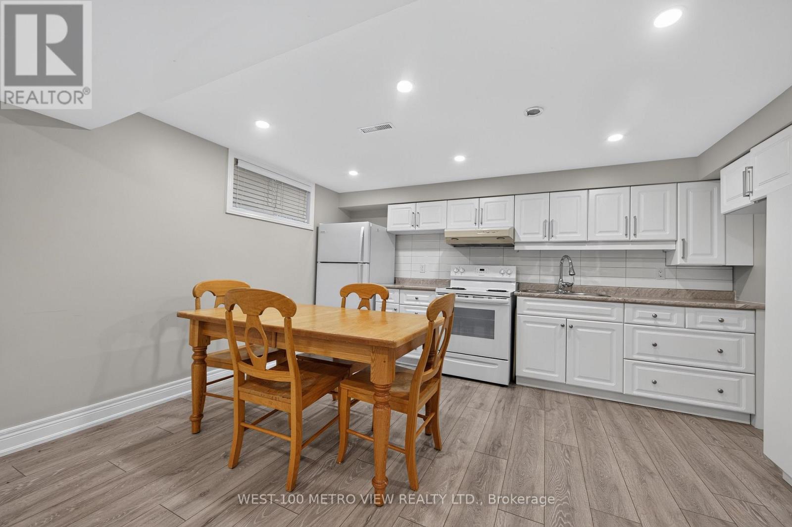3411 Pinesmoke Crescent, Mississauga, Ontario  L4Y 3L4 - Photo 33 - W13910256