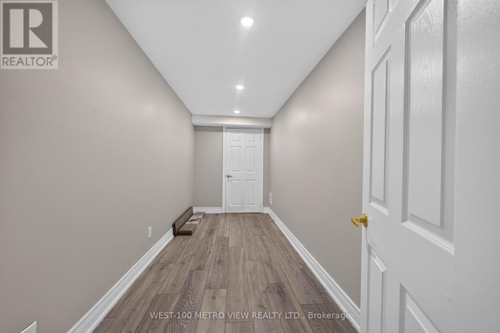 3411 Pinesmoke Crescent, Mississauga, Ontario  L4Y 3L4 - Photo 35 - W13910256