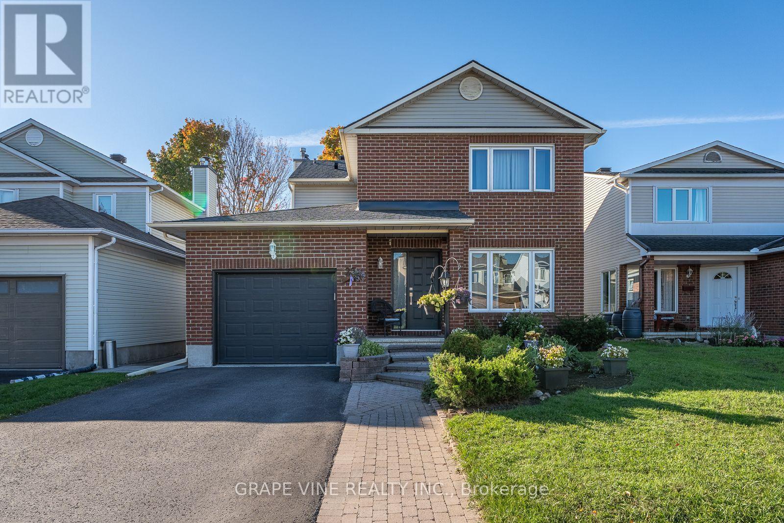 25 WHEELER STREET, Ottawa, Ontario
