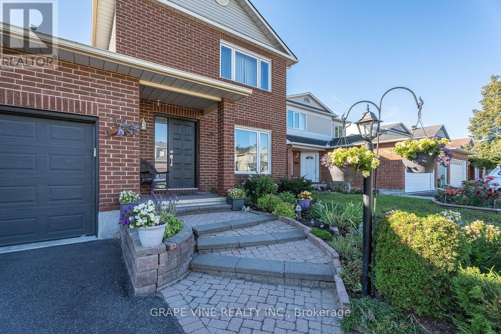 25 Wheeler Street, Ottawa, Ontario  K2J 3B8 - Photo 4 - X13911876