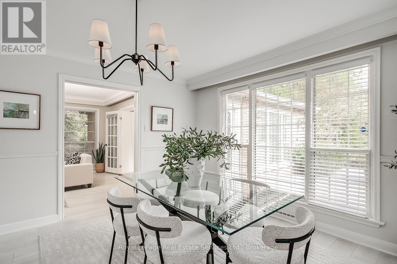 1151 Morrison Heights Drive, Oakville, Ontario  L6J 4J2 - Photo 11 - W13912338