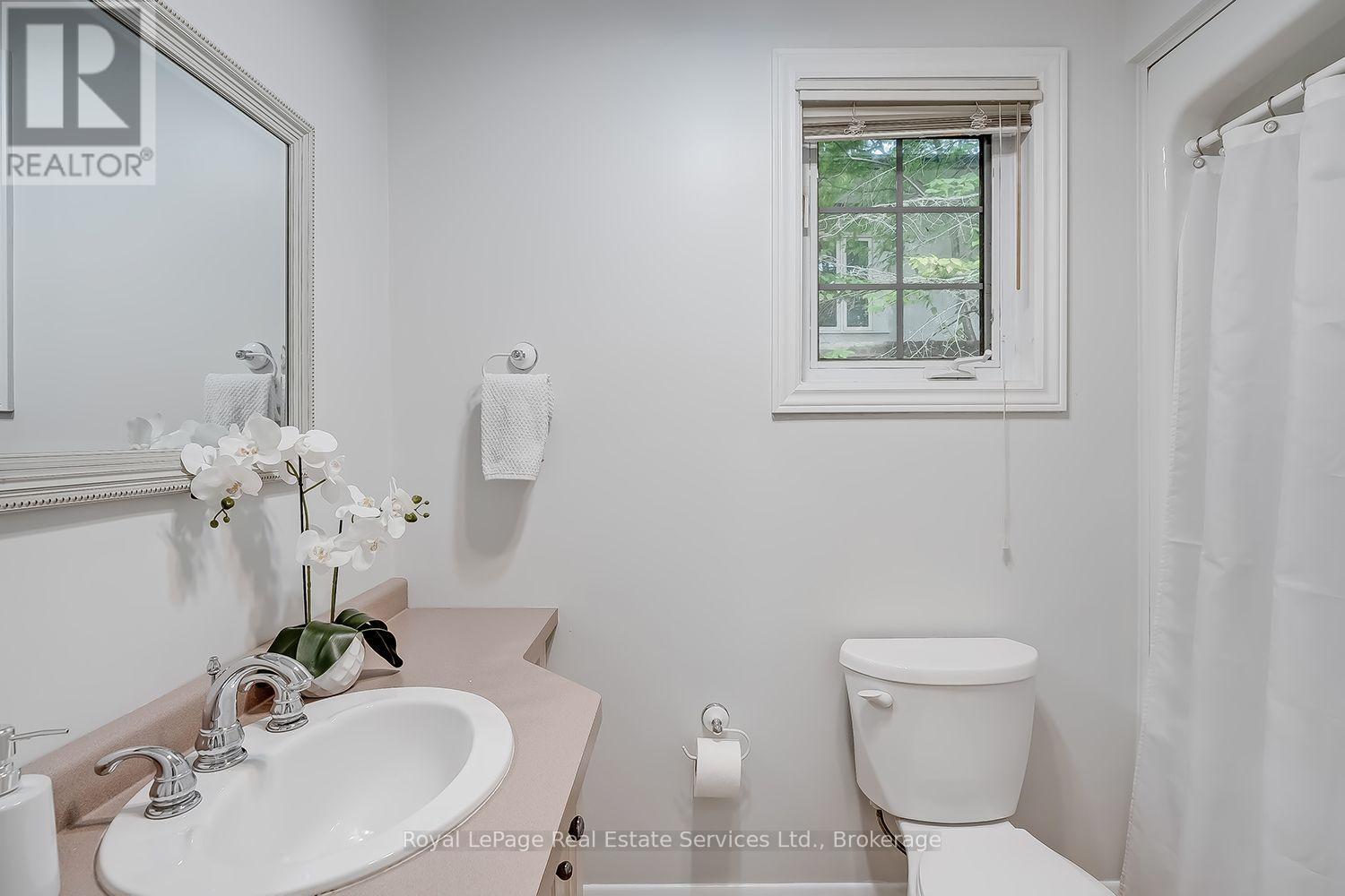 1151 Morrison Heights Drive, Oakville, Ontario  L6J 4J2 - Photo 25 - W13912338