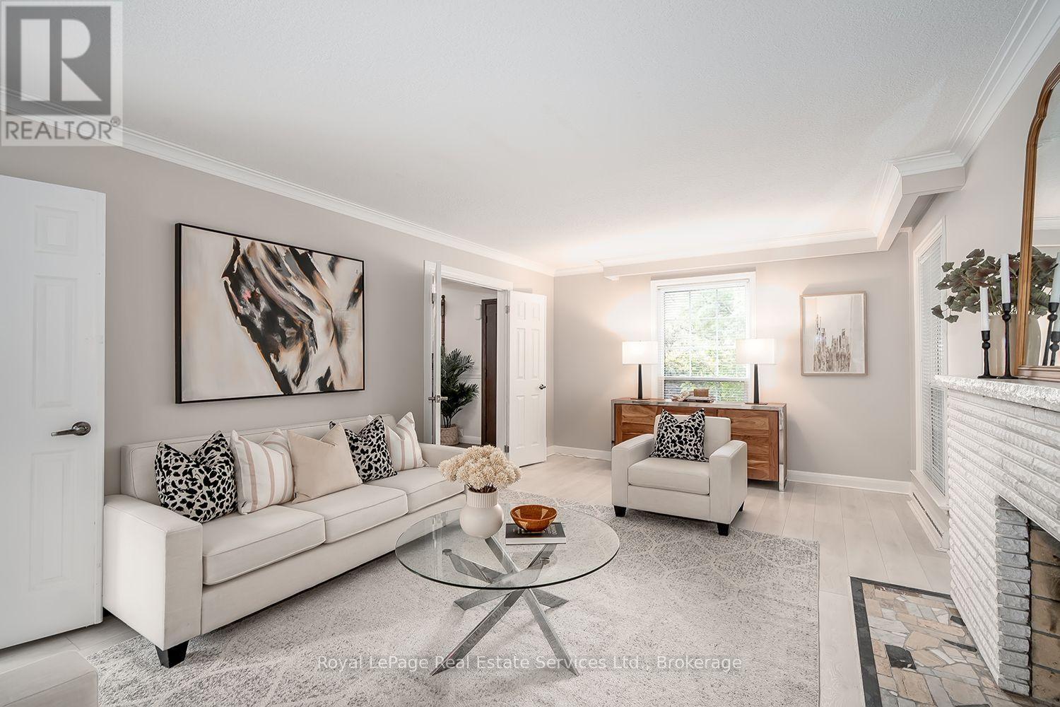 1151 Morrison Heights Drive, Oakville, Ontario  L6J 4J2 - Photo 7 - W13912338
