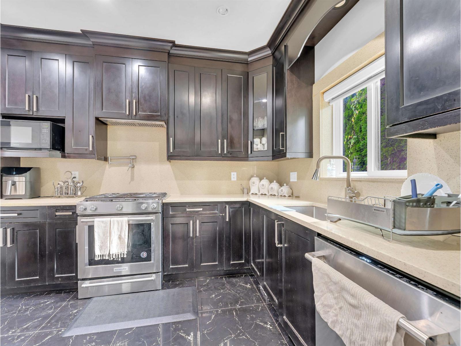 33906 Victory Boulevard, Abbotsford, British Columbia  V2S 1S6 - Photo 6 - R3173839