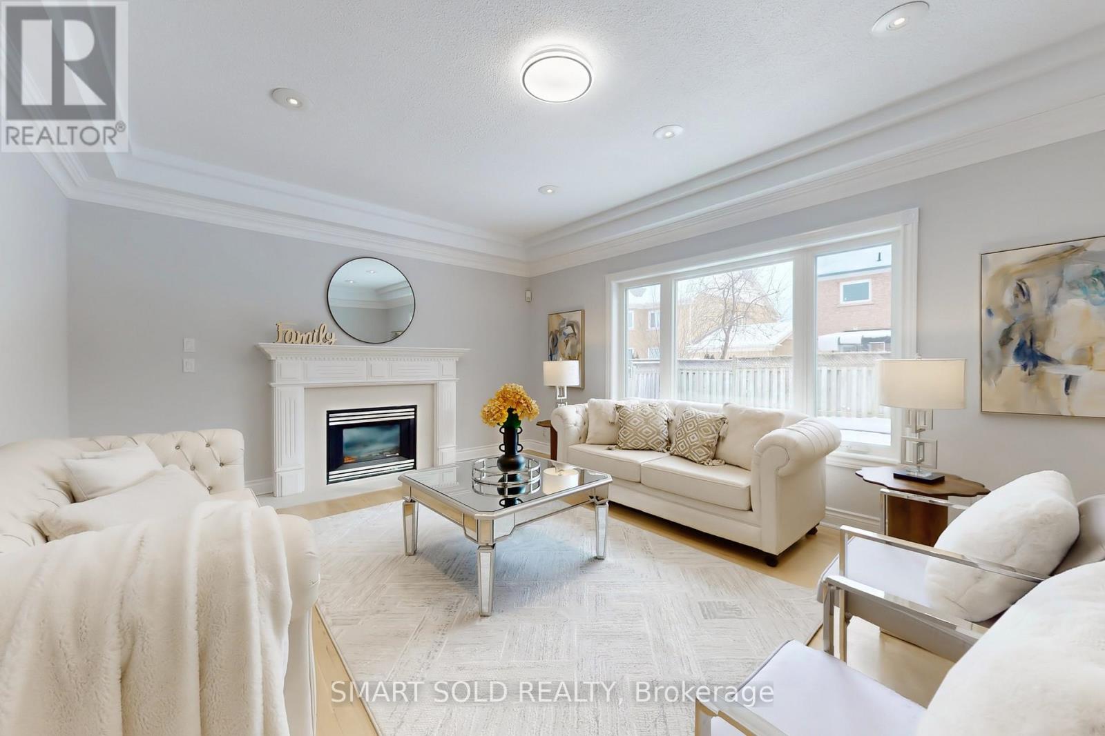 31 Black Walnut Crescent, Richmond Hill, Ontario  L4B 3S3 - Photo 12 - N13915316