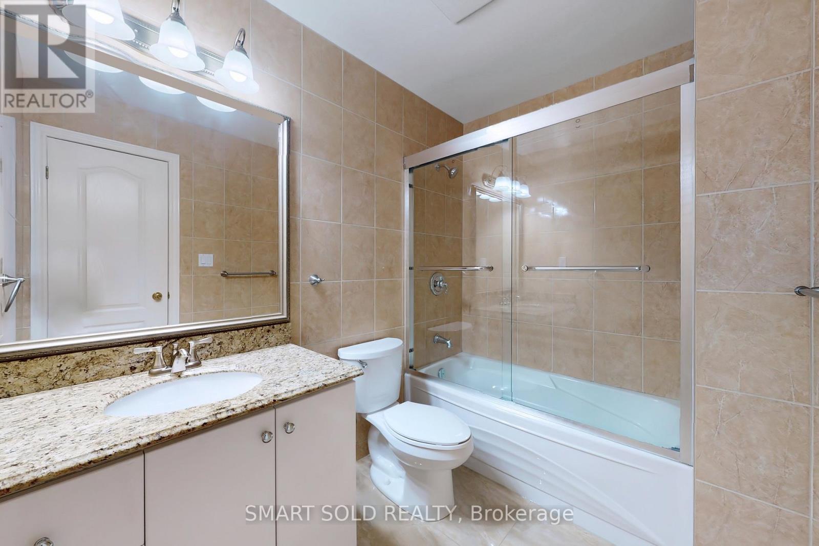 31 Black Walnut Crescent, Richmond Hill, Ontario  L4B 3S3 - Photo 26 - N13915316
