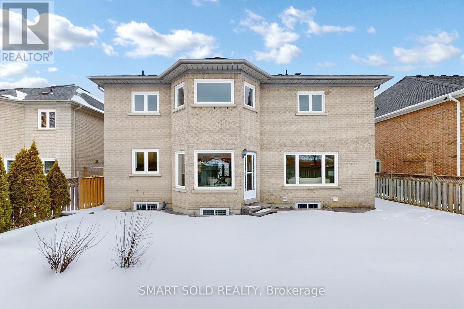 31 Black Walnut Crescent, Richmond Hill, Ontario  L4B 3S3 - Photo 38 - N13915316