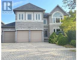 31 BLACK WALNUT CRESCENT, Richmond Hill, Ontario