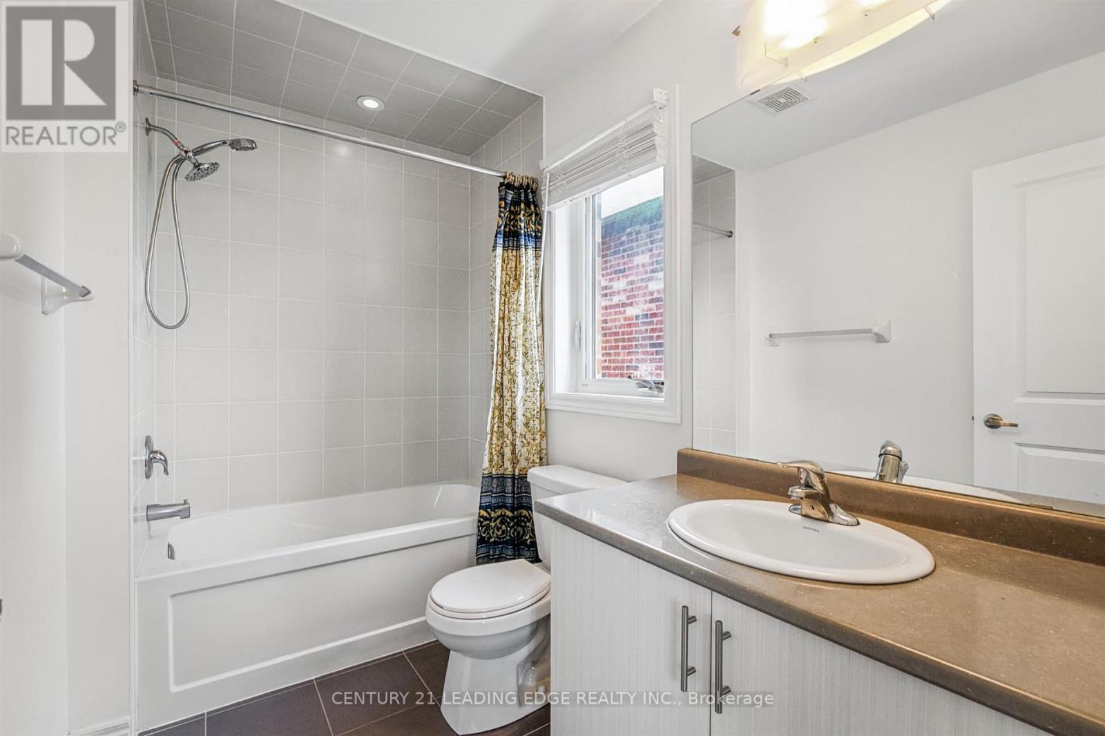 309 Gibson Circle, Bradford West Gwillimbury, Ontario  L3Z 0X2 - Photo 27 - N13917426
