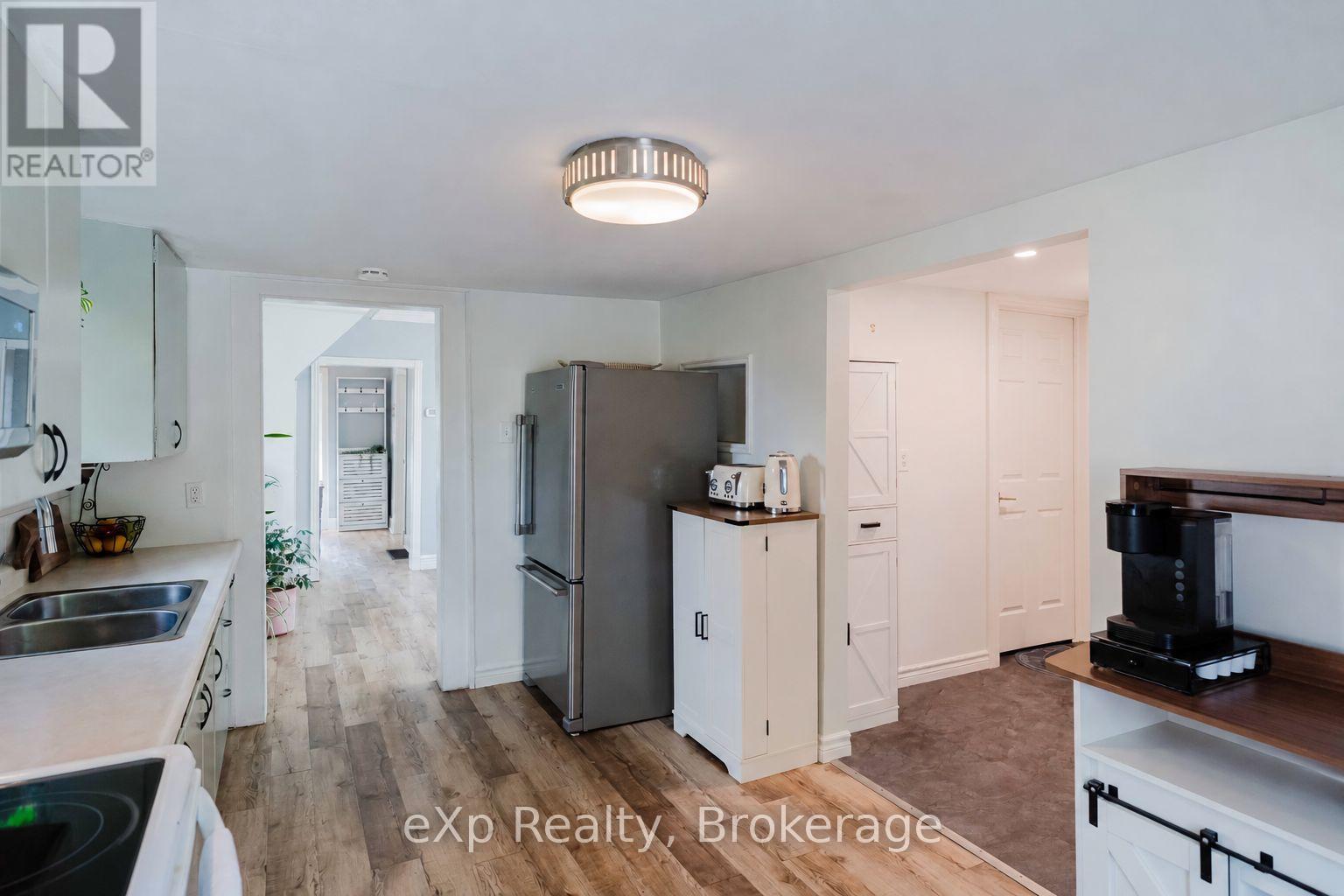 590 7th Street E, Owen Sound, Ontario  N4K 1J6 - Photo 4 - X13914632