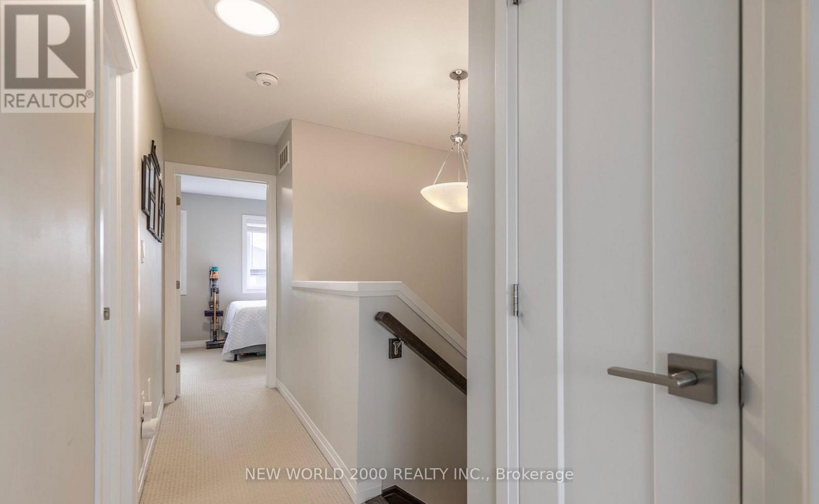 9 Soho Street, Hamilton, Ontario  L8J 0L5 - Photo 6 - X13917200