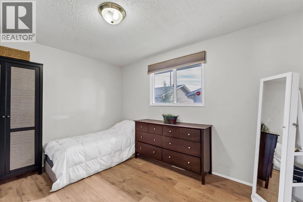 253 11 Street NE, Medicine Hat, Alberta  T1A 6A8 - Photo 17 - A2347109