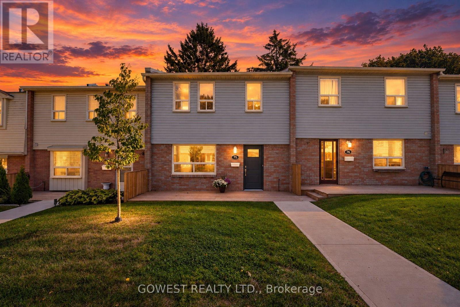 75 - 1055 Shawnmarr Road, Mississauga, Ontario  L5H 3V2 - Photo 3 - W13884700