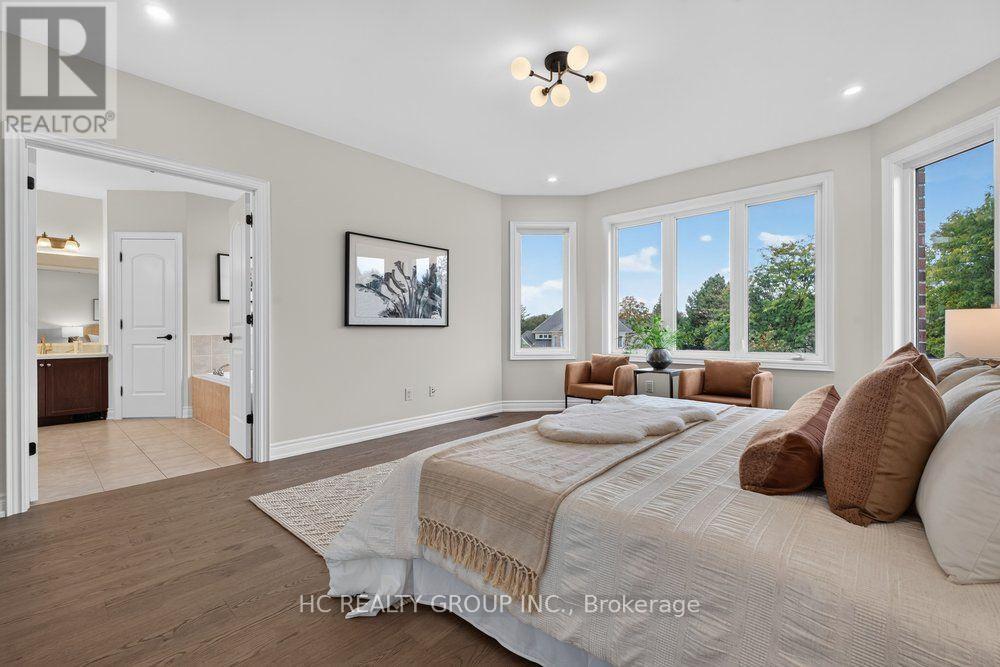 39 Royal West Road, Markham, Ontario  L6C 0L5 - Photo 30 - N13922000