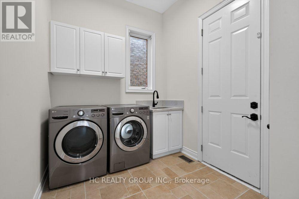 39 Royal West Road, Markham, Ontario  L6C 0L5 - Photo 38 - N13922000