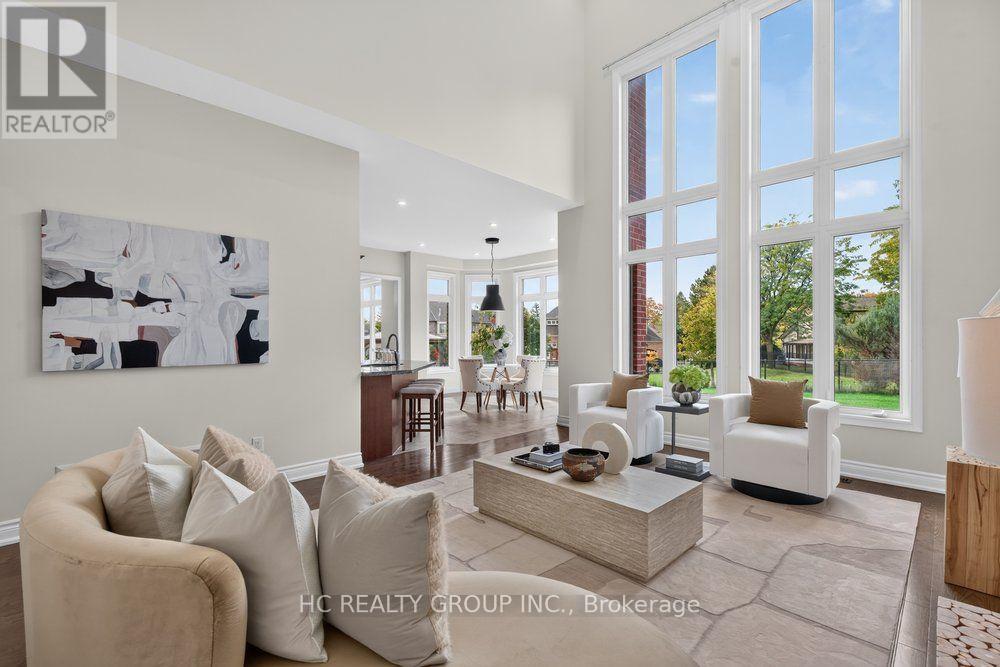 39 Royal West Road, Markham, Ontario  L6C 0L5 - Photo 5 - N13922000