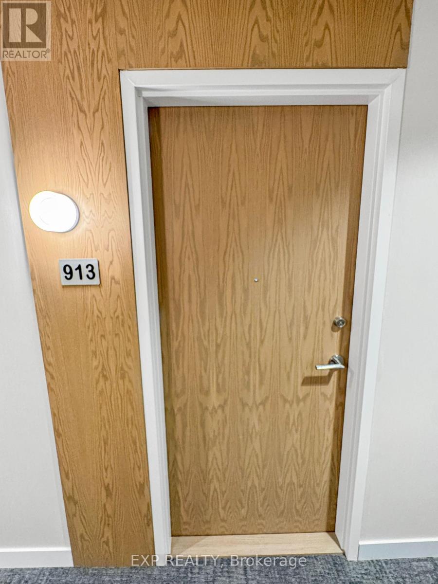 913 - 2825 Jane Street, Toronto, Ontario  M3N 0A8 - Photo 21 - W13922424