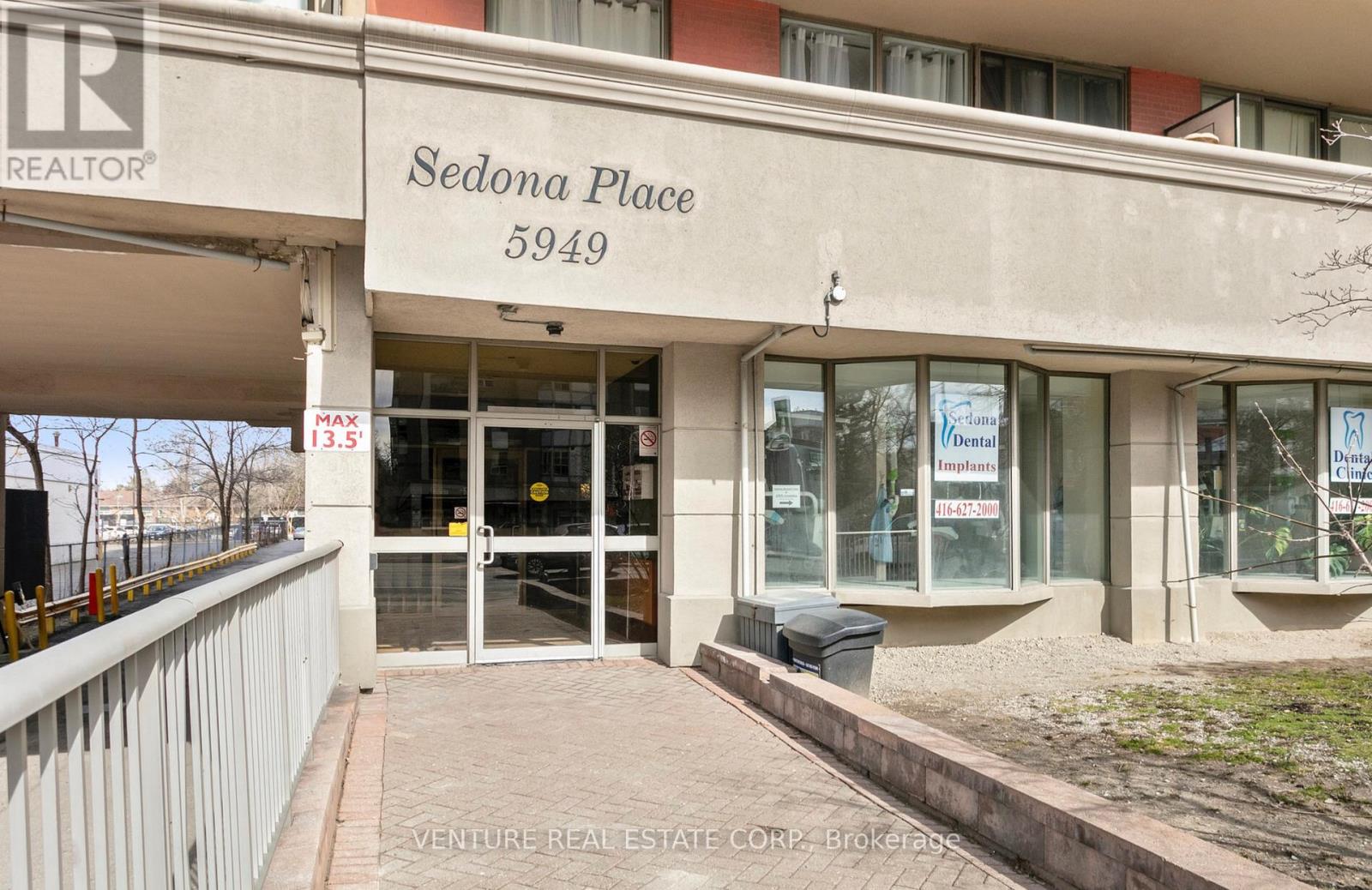 801 - 5949 Yonge Street, Toronto, Ontario  M2M 3V8 - Photo 2 - C13926678