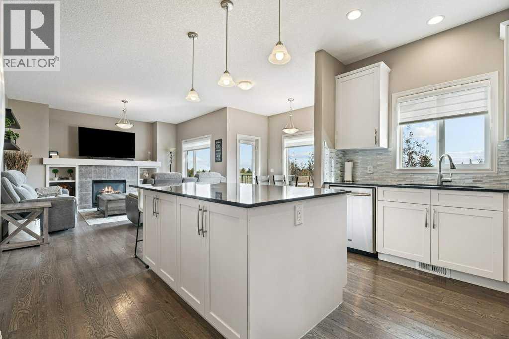 303 Lakeside Greens Drive, Chestermere, Alberta  T1X 1C6 - Photo 10 - A2351663