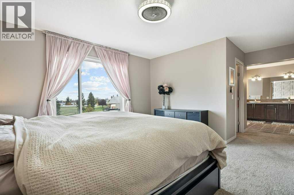303 Lakeside Greens Drive, Chestermere, Alberta  T1X 1C6 - Photo 16 - A2351663