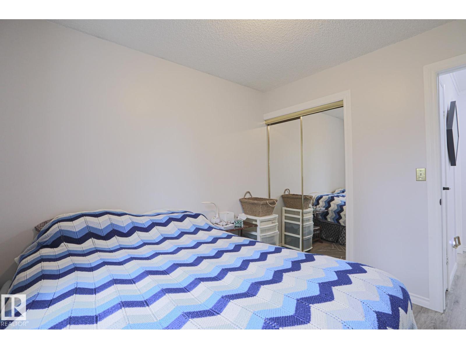 4424 124 AV NW