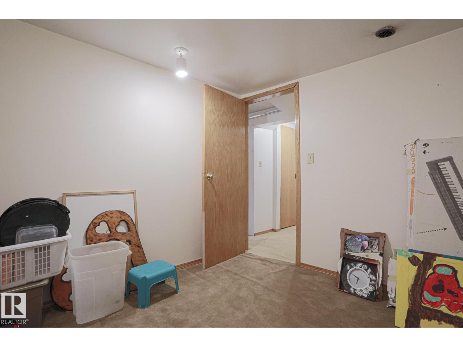 4424 124 AV NW