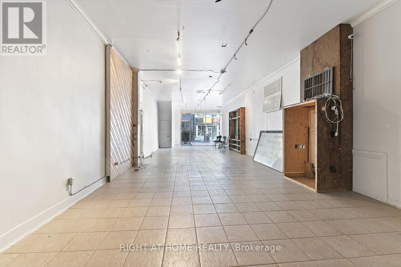 238 King Street E, Hamilton (Beasley), Ontario  L8N 1B5 - Photo 4 - X13927270