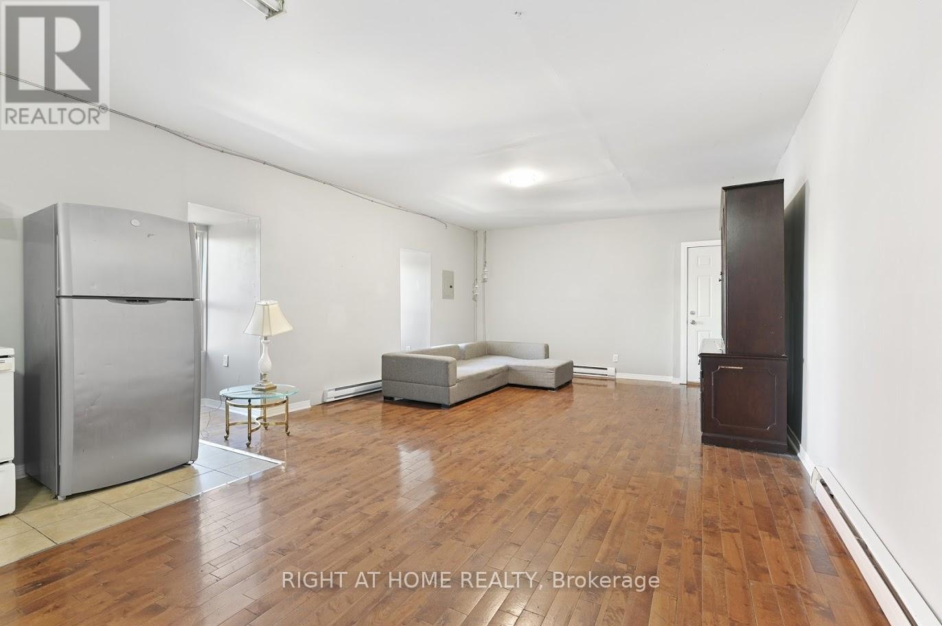 238 King Street E, Hamilton (Beasley), Ontario  L8N 1B5 - Photo 5 - X13927270