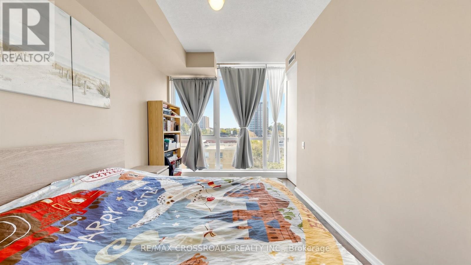 606 - 30 Canterbury Place, Toronto, Ontario  M2N 0B9 - Photo 13 - C13934958
