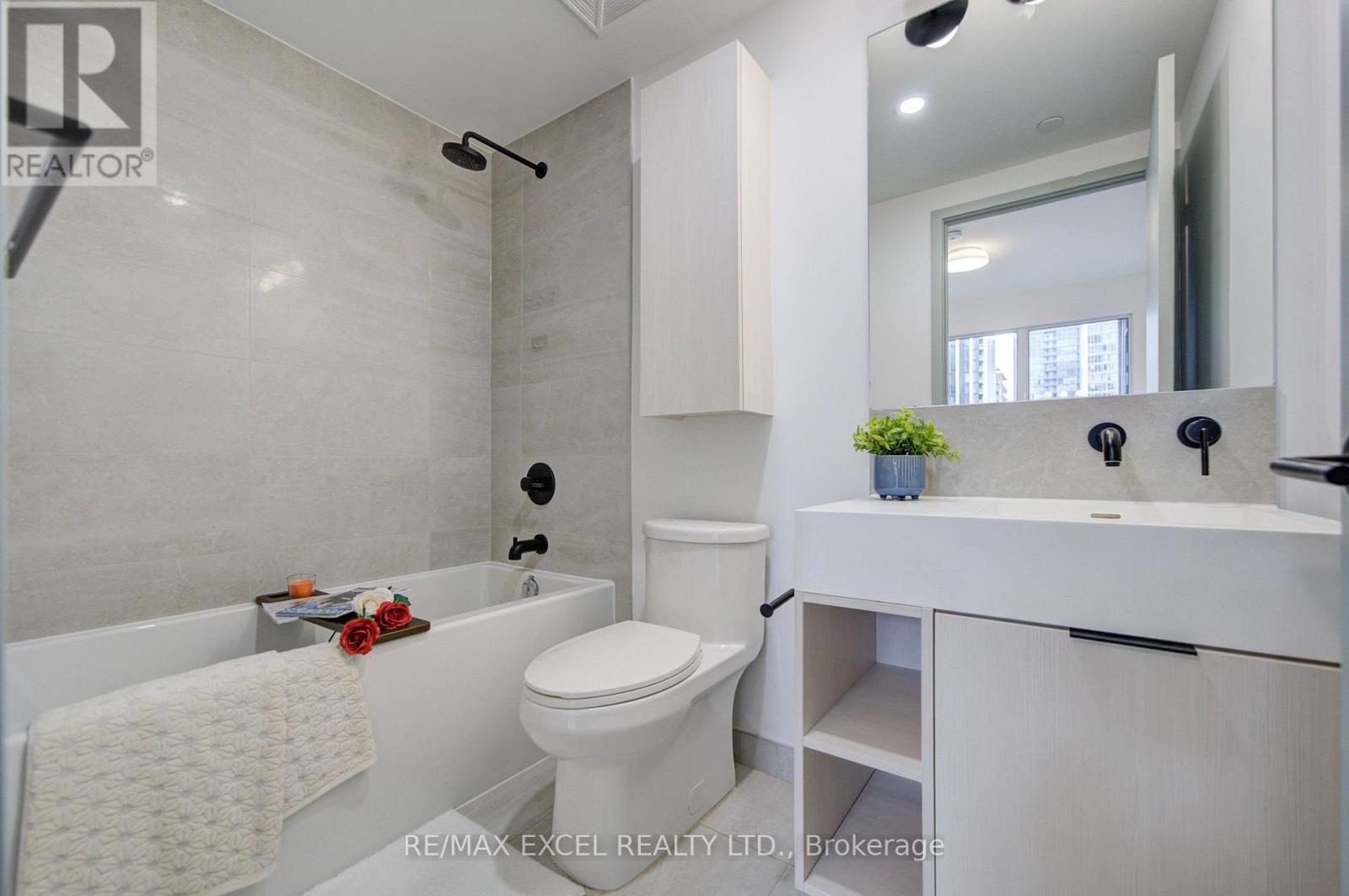 2708 - 108 Peter Street, Toronto, Ontario  M5V 0W2 - Photo 24 - C13935510