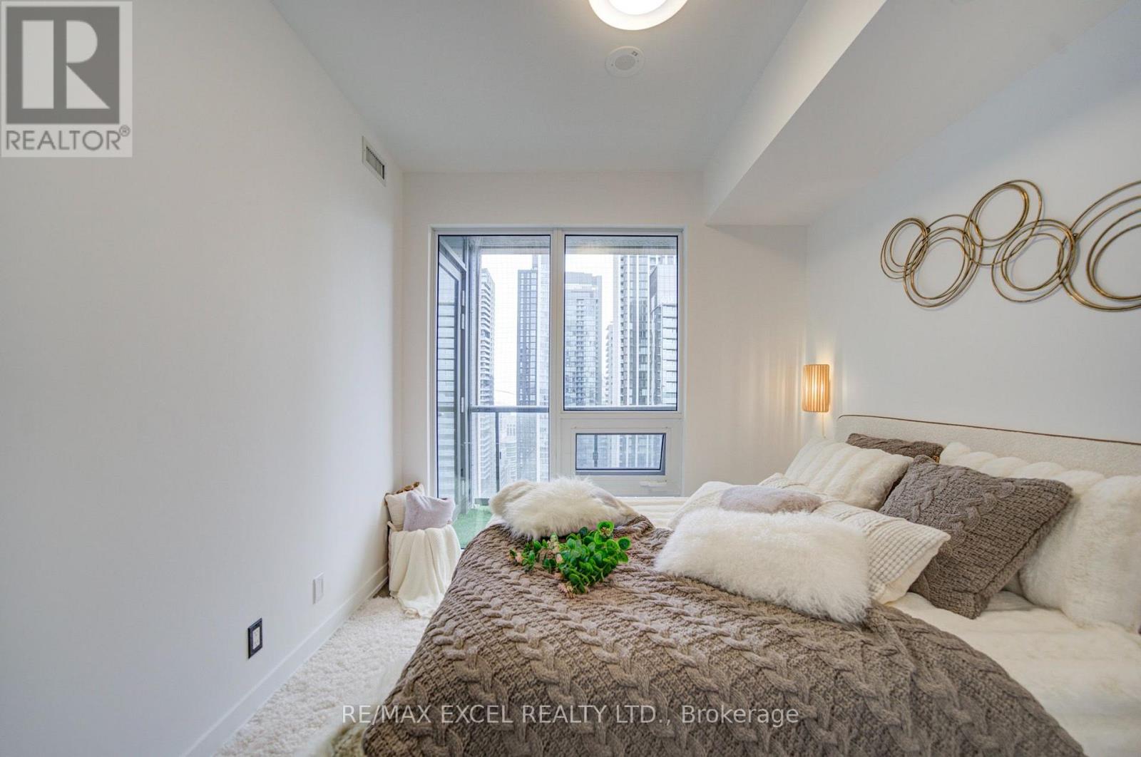 2708 - 108 Peter Street, Toronto, Ontario  M5V 0W2 - Photo 27 - C13935510