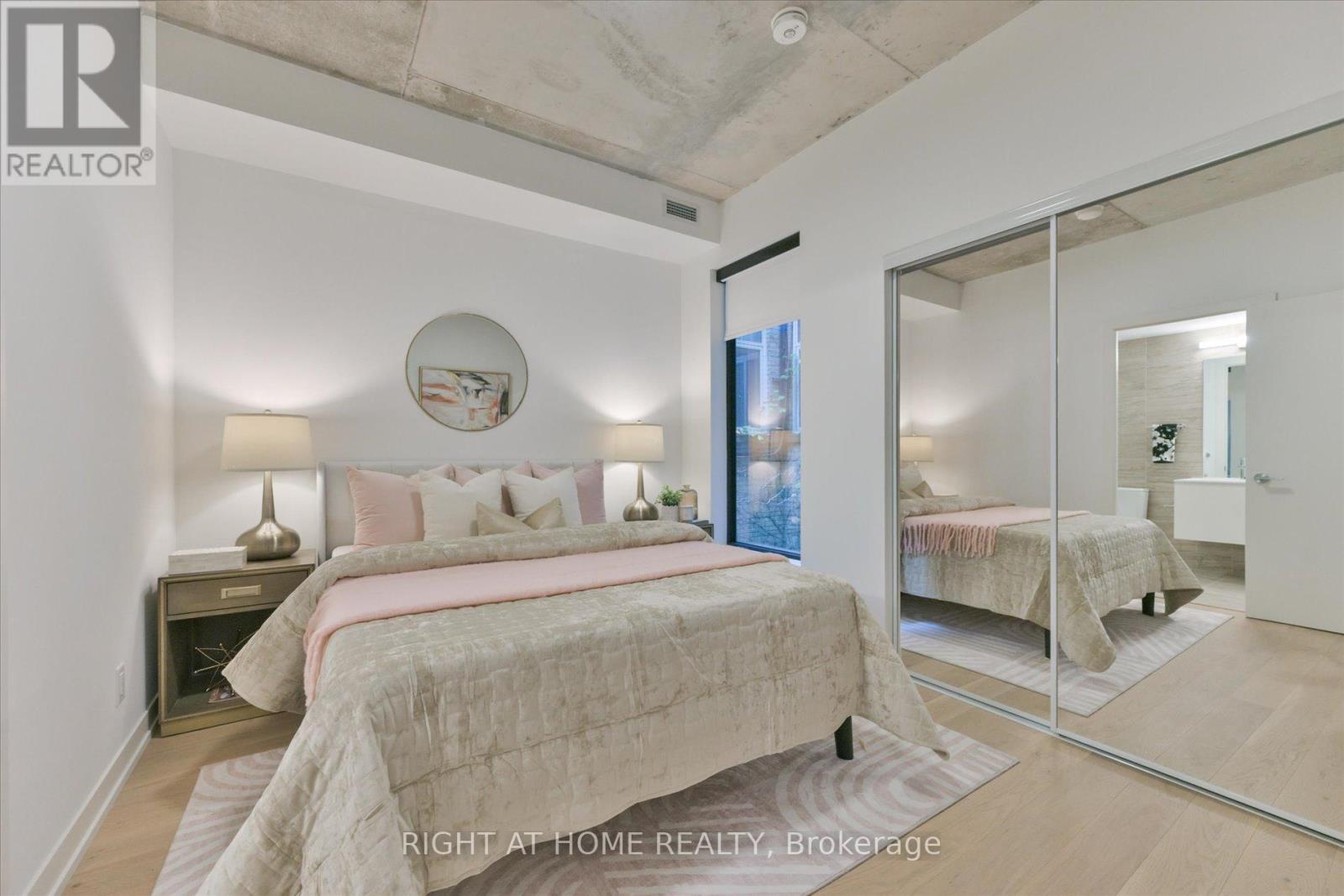 404 - 761 Queen Street E, Toronto, Ontario  M4M 1H3 - Photo 17 - E13933826