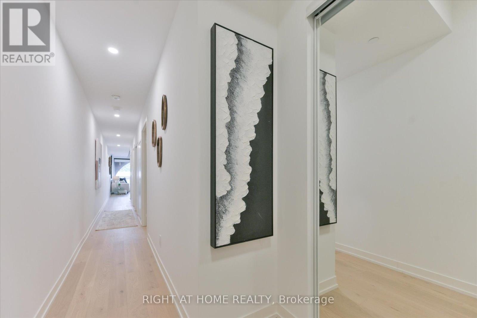 404 - 761 Queen Street E, Toronto, Ontario  M4M 1H3 - Photo 8 - E13933826