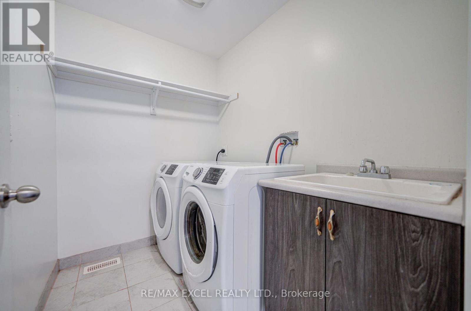 132 Meadow Vista Crescent, East Gwillimbury, Ontario  L9N 0T4 - Photo 26 - N13933940
