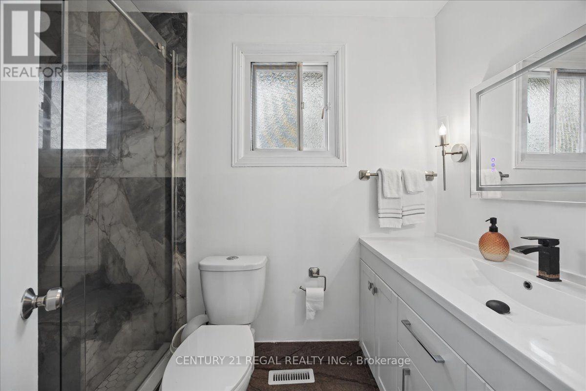 342 Hickling Trail, Barrie, Ontario  L4M 5Z7 - Photo 15 - S13933536