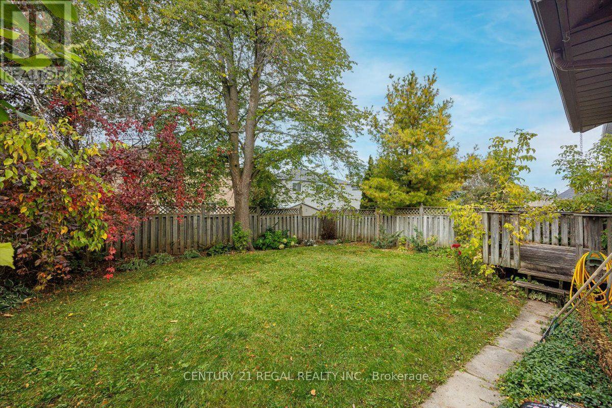 342 Hickling Trail, Barrie, Ontario  L4M 5Z7 - Photo 22 - S13933536