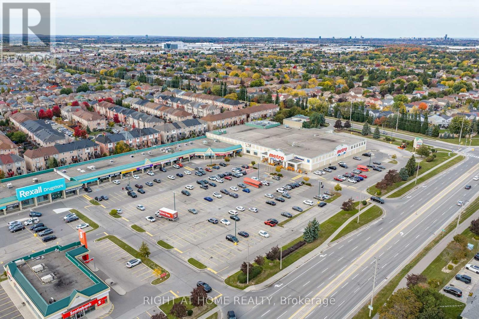 3370 Redpath Circle, Mississauga, Ontario  L5N 8R1 - Photo 43 - W13933918