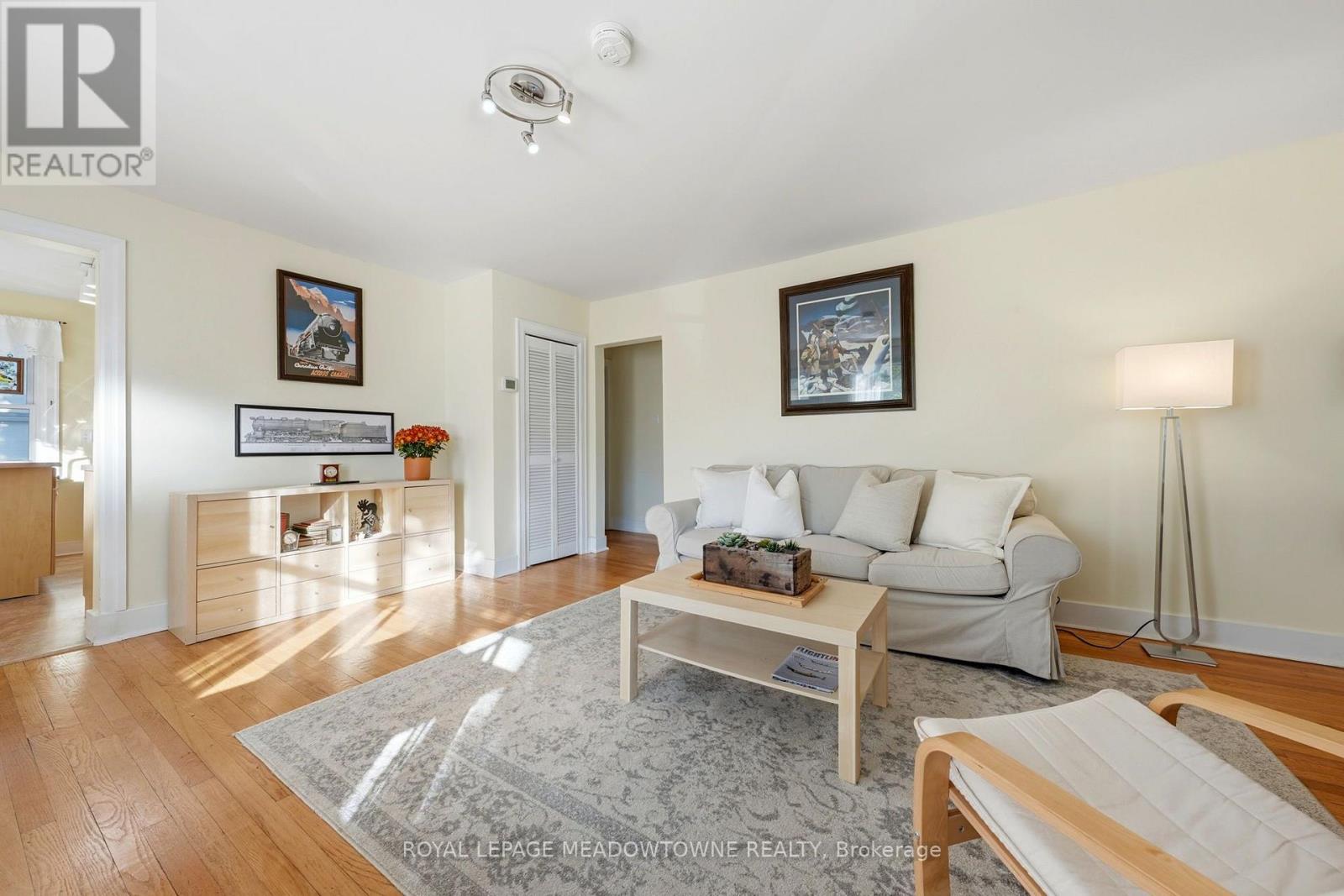 33 Durham Street, Halton Hills, Ontario  L7G 1Z8 - Photo 10 - W13934048